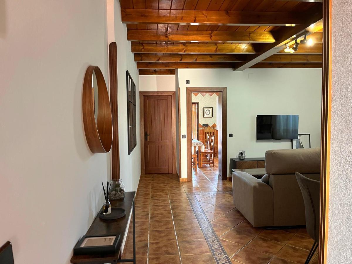 מאלגה Chalet El Parral - Piscina Y Sala De Cine מראה חיצוני תמונה